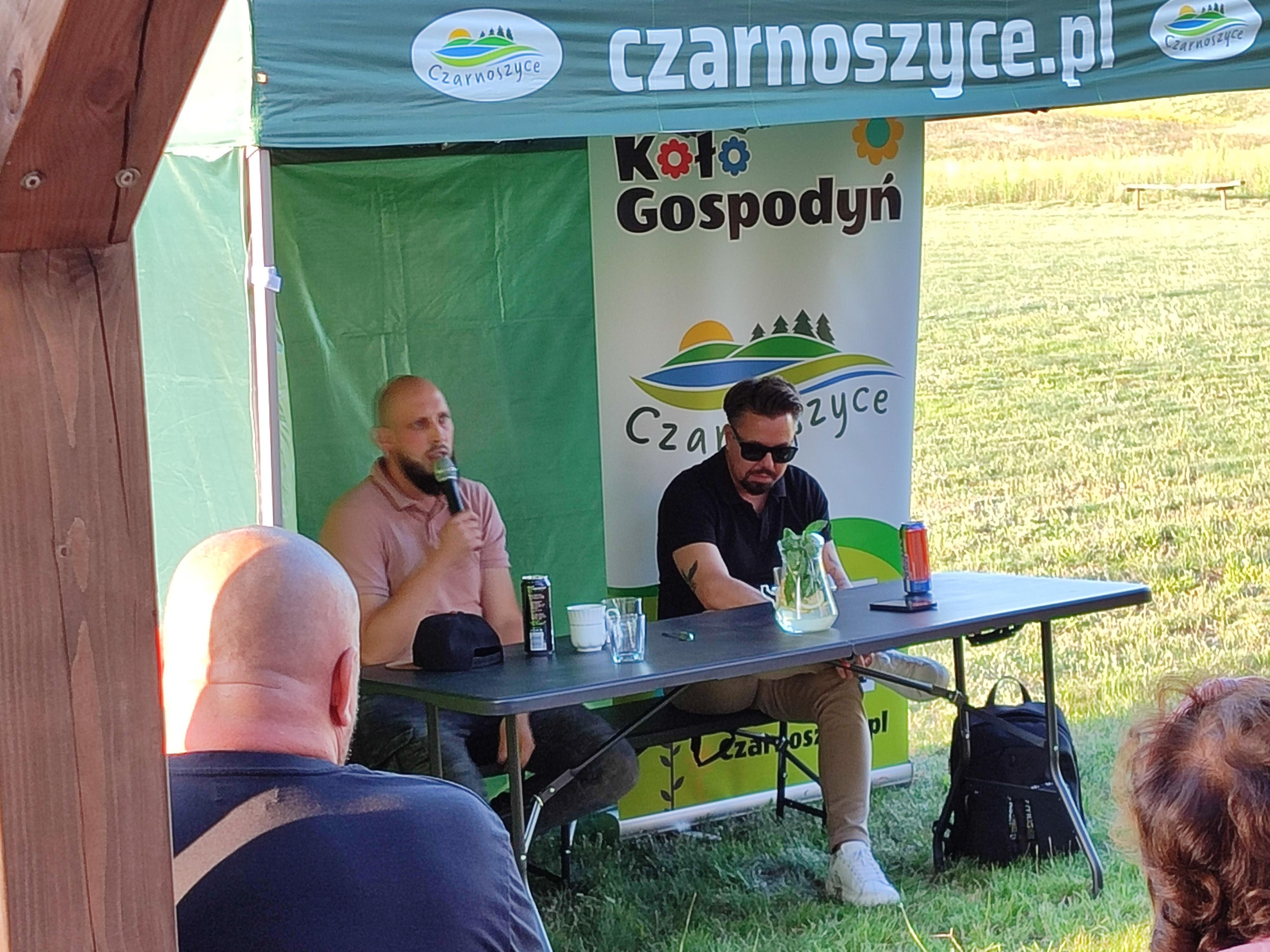 Zdjęcia ze spotkań i wydarzeń 6